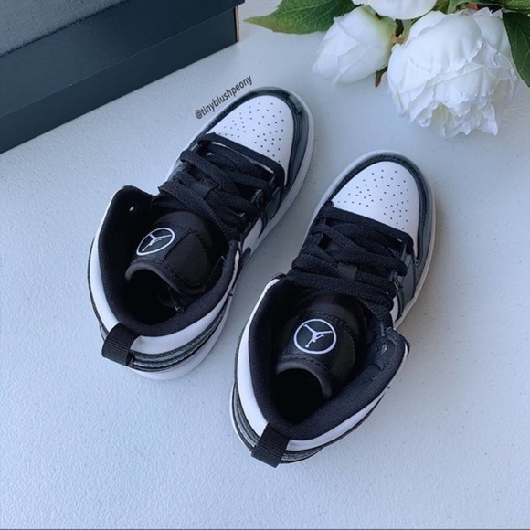 Nike Air Jordan 1 Mid (PS)  NWT - Picture 7 of 10